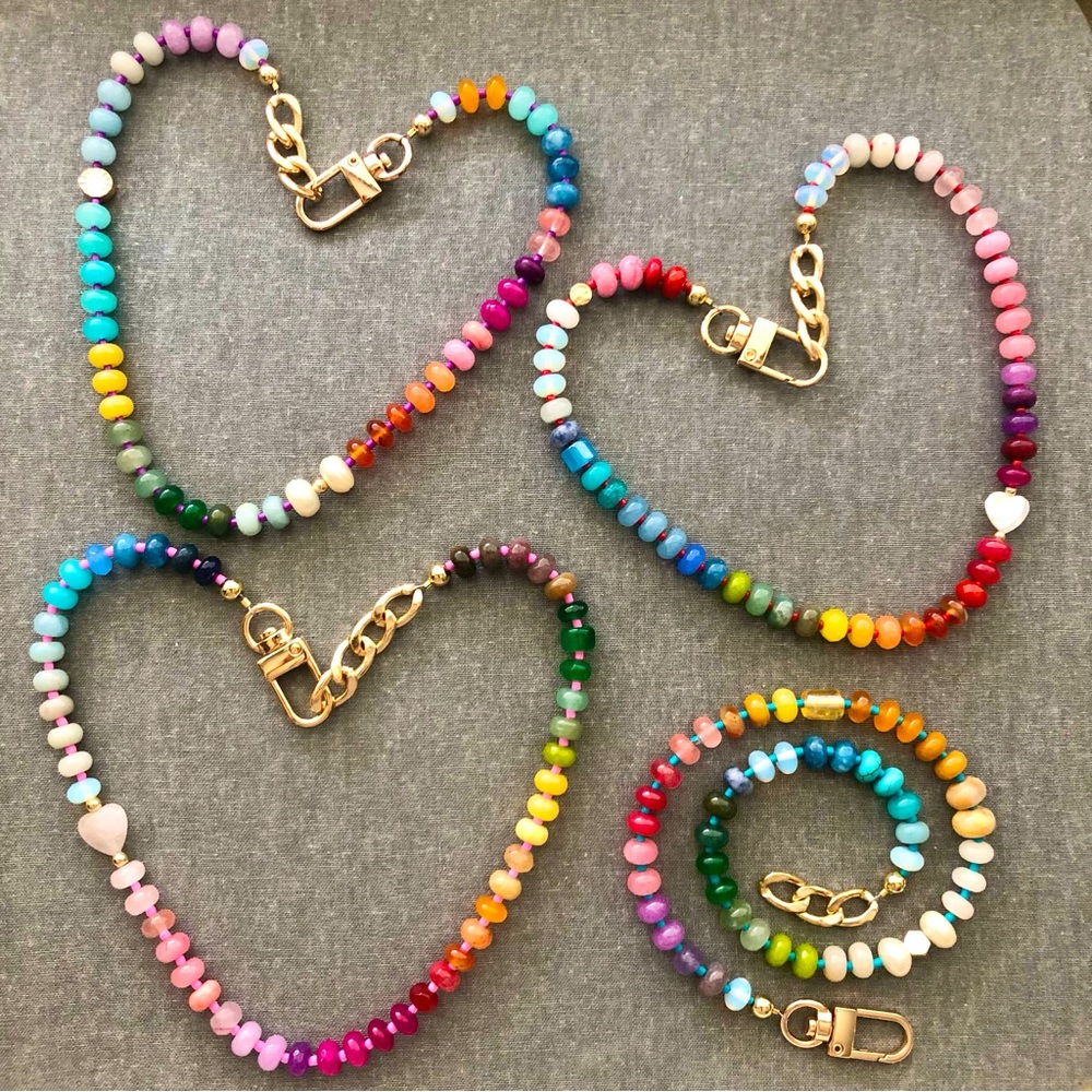 Rainbow II 🌈 Stone Crystal Candy Necklace - Picture 8 of 15